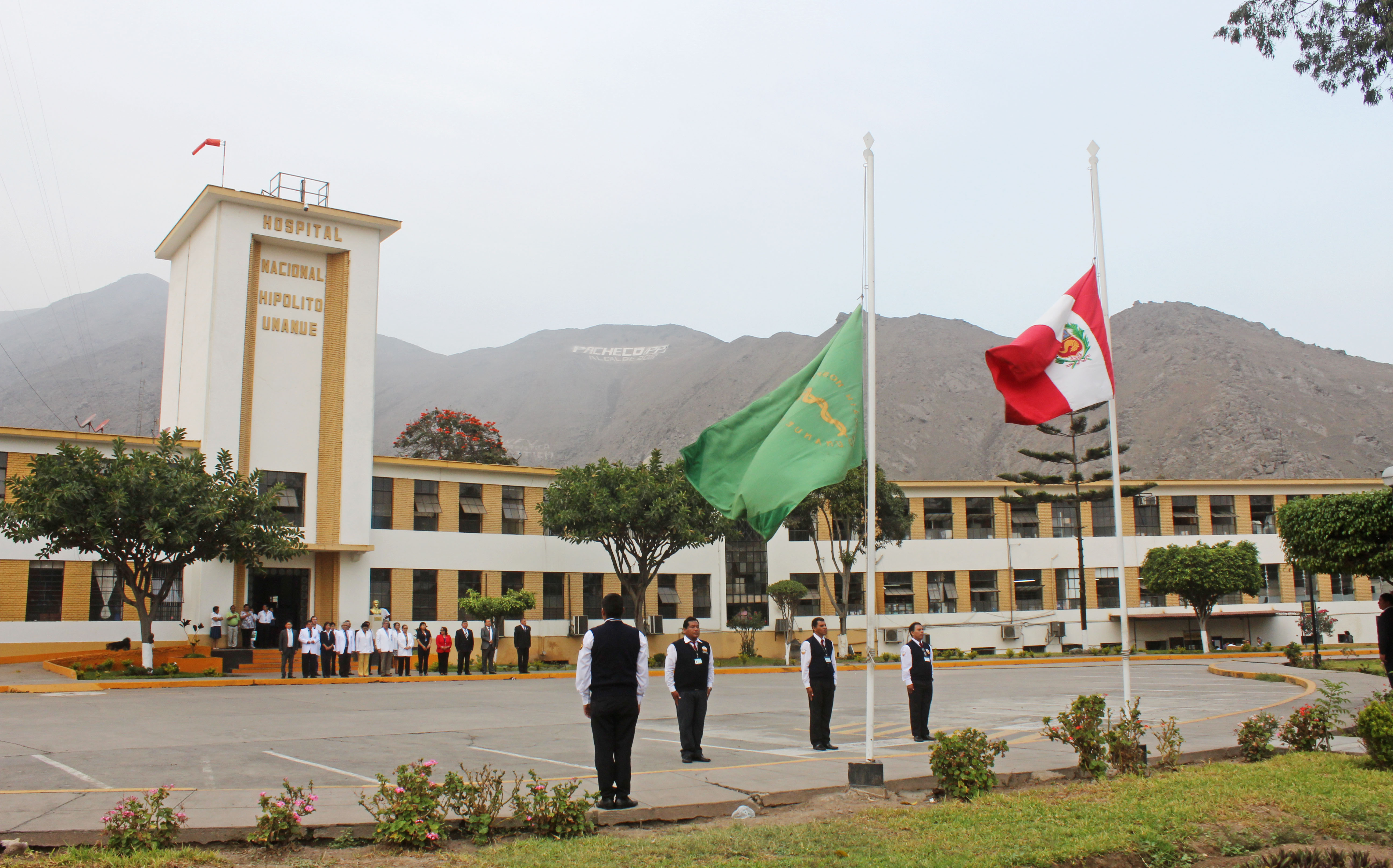 Hospital Hipolito Unanue Hace Reconocimiento Póstumo A Personal De